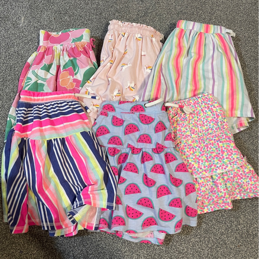Girls lot of 6 skirts/skirts. Size 10/12